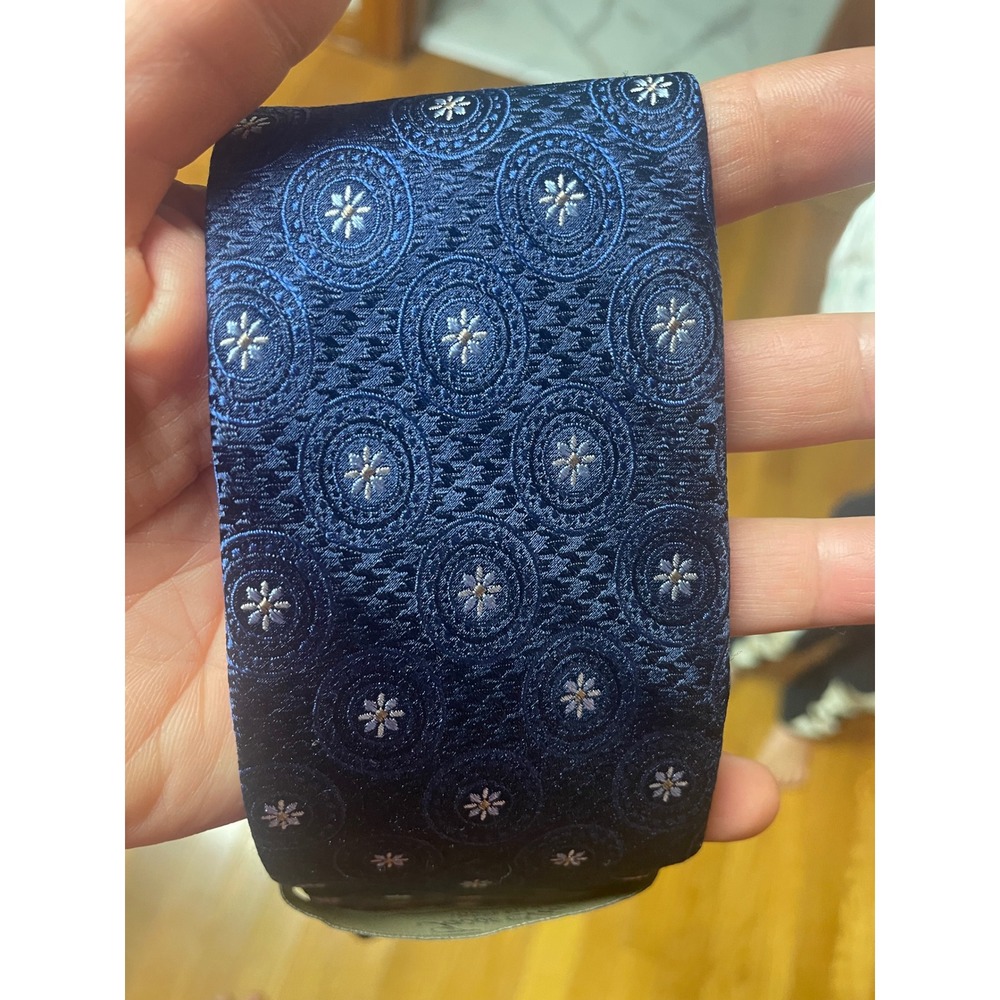 Tasso Elba Palermo Mens Navy Blue Silk Medallion Geometric Necktie 10008595900 - Picture 4 of 8